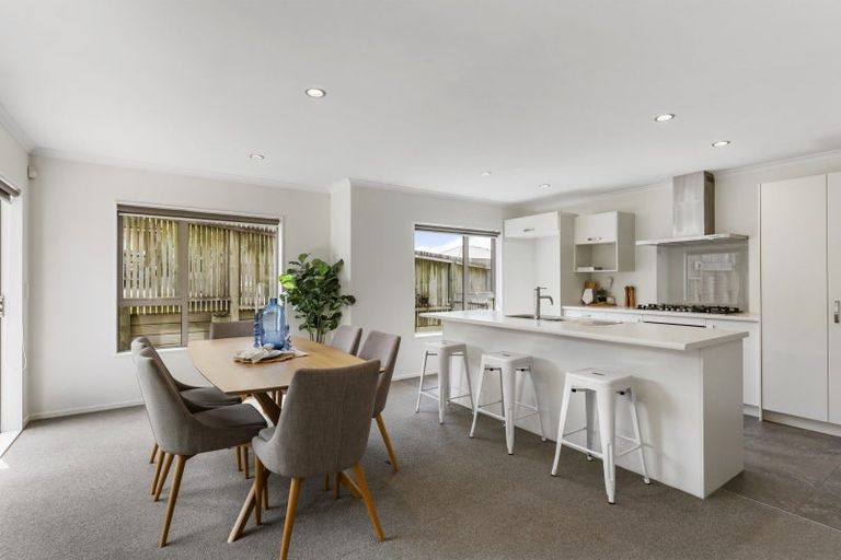 Photo of property in 36 Mauldeth Terrace, Churton Park, Wellington, 6037