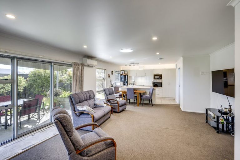 Photo of property in 4 Mcnaughton Place, Onekawa, Napier, 4110