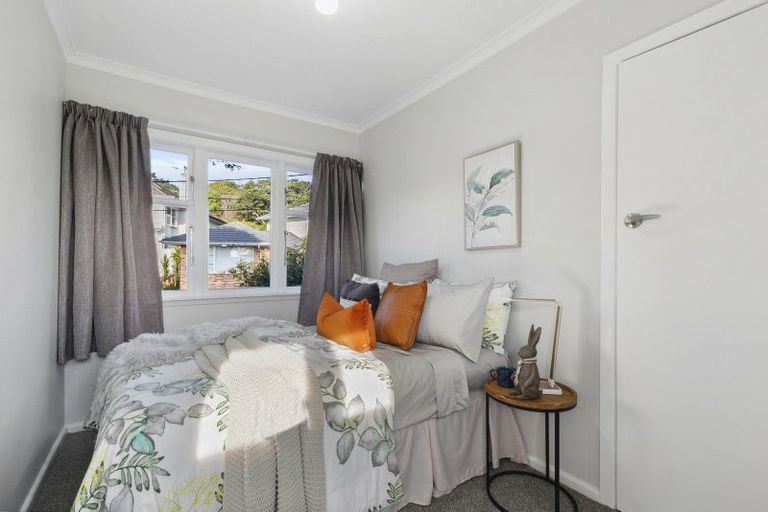 Photo of property in 3 Grenfell Drive, Karori, Wellington, 6012