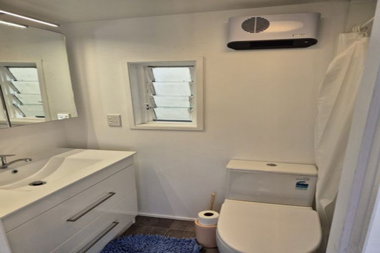 Photo of property in 7 Herald Terrace, Berhampore, Wellington, 6023