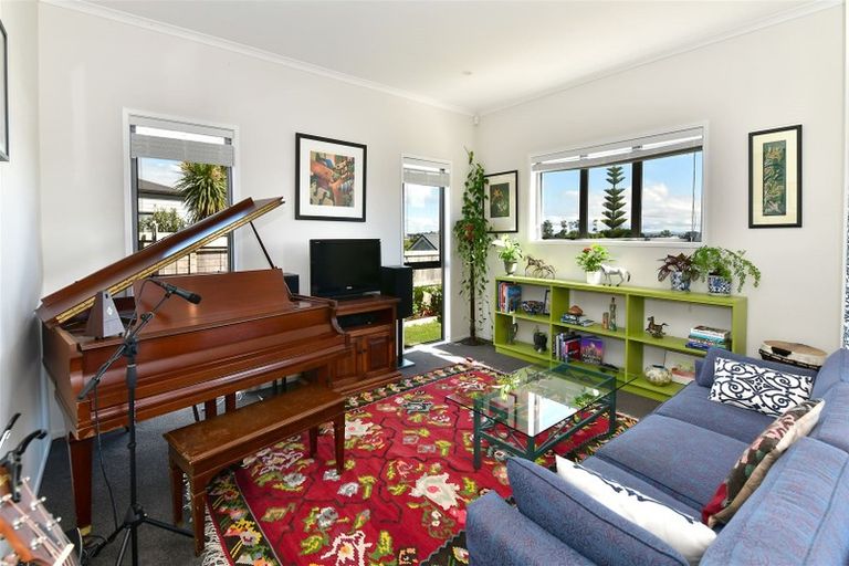 Photo of property in 23 Barcliff Terrace, Gulf Harbour, Whangaparaoa, 0930