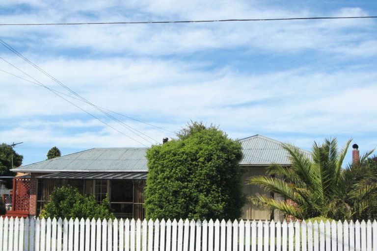 Photo of property in 46 Vancouver Crescent, Wainoni, Christchurch, 8061