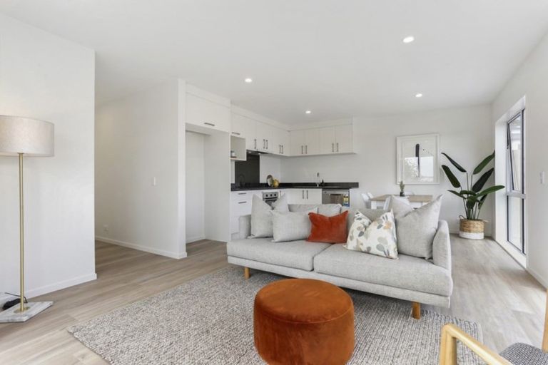 Photo of property in 124 Joseph Street, Flat Bush, Auckland, 2019