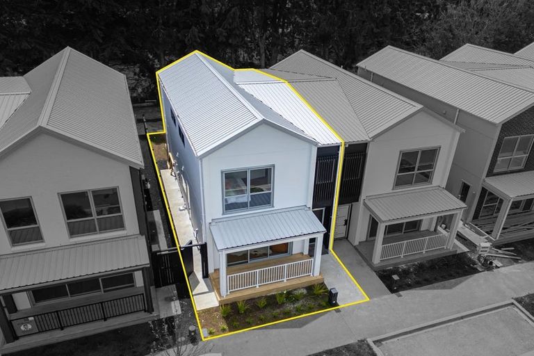 Photo of property in 21 Yellow Pear Lane, Karaka, 2578