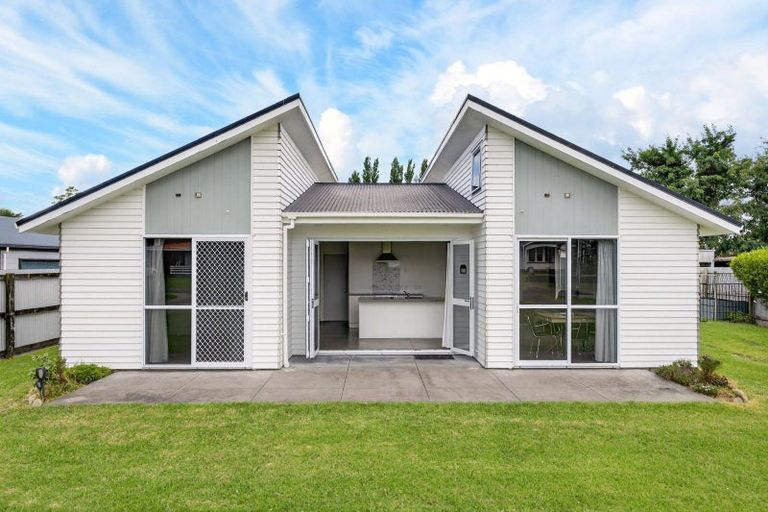 Photo of property in 8 Parker Street, Elgin, Gisborne, 4010