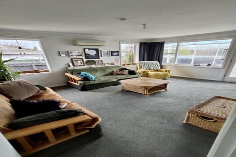 Photo of property in 90 Roberta Drive, Somerfield, Christchurch, 8024