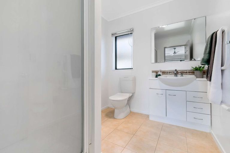 Photo of property in 13 Lockhart Place, Rototuna, Hamilton, 3210