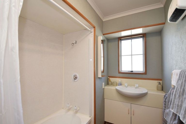 Photo of property in 2h Macmaster Street, Richmond, Invercargill, 9810