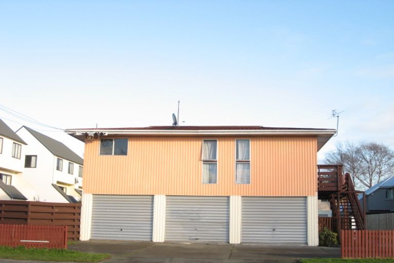 Photo of property in 2/479 Madras Street, St Albans, Christchurch, 8014