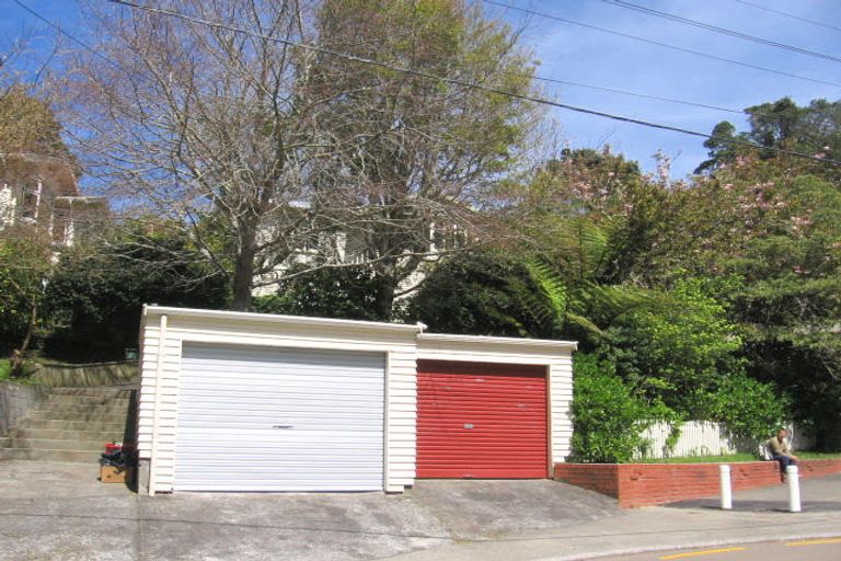 Photo of property in 43 Woodmancote Road, Khandallah, Wellington, 6035