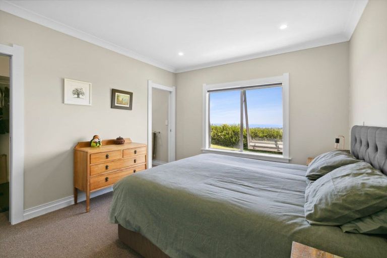 Photo of property in 167 Wairau Road, Kaitake, New Plymouth, 4374