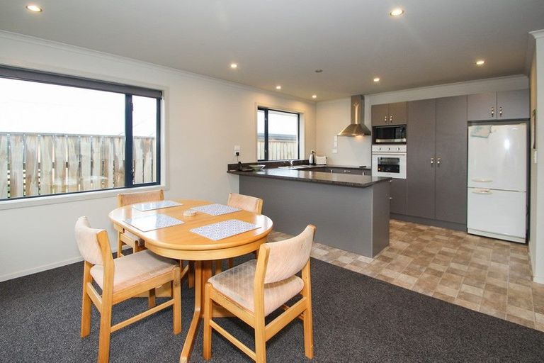 Photo of property in 18 Dove Place, Holmes Hill, Oamaru, 9401