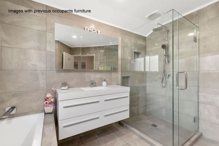 Photo of property in 2/46 Powrie Street, Glenfield, Auckland, 0629