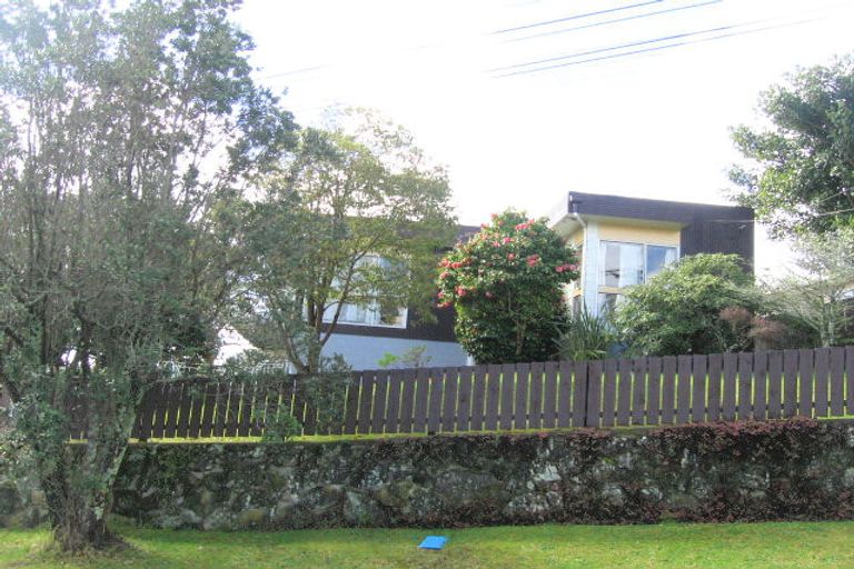 Photo of property in 18 Hilltop Avenue, Morningside, Whangarei, 0110