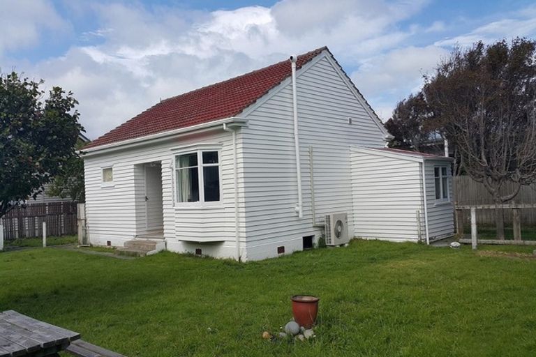 Photo of property in 16 Brussels Street, Miramar, Wellington, 6022