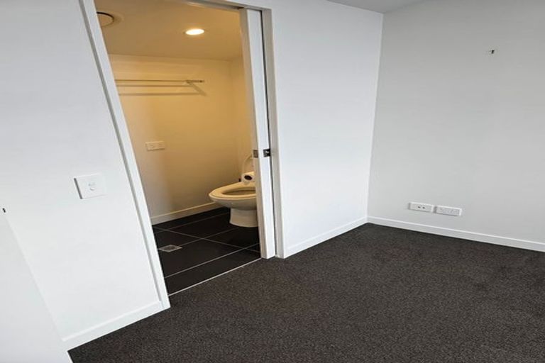 Photo of property in 9/24 Princess Terrace, Newtown, Wellington, 6021