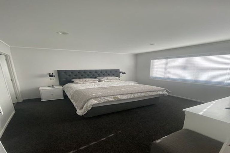 Photo of property in 1/57 Hattaway Avenue, Bucklands Beach, Auckland, 2012