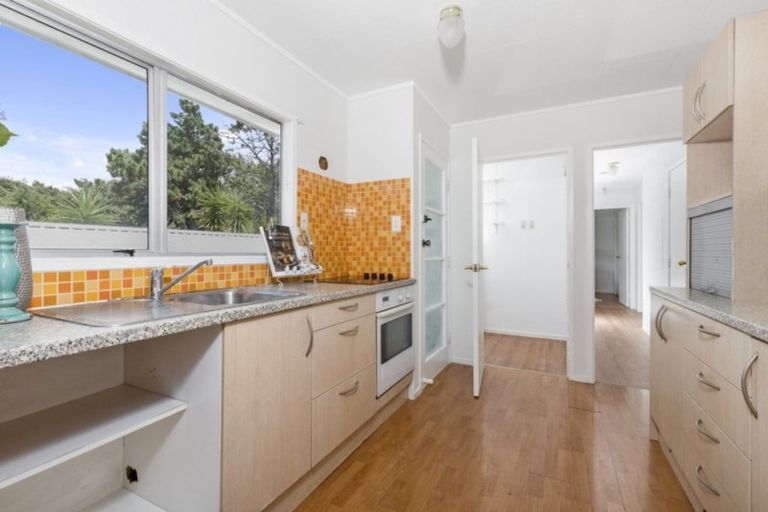 Photo of property in 139 Universal Drive, Henderson, Auckland, 0610