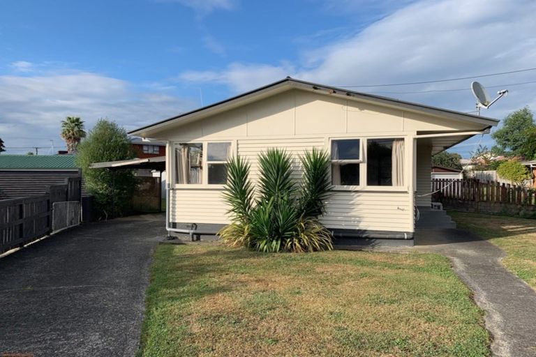 Photo of property in 9 English Street, St Andrews, Hamilton, 3200