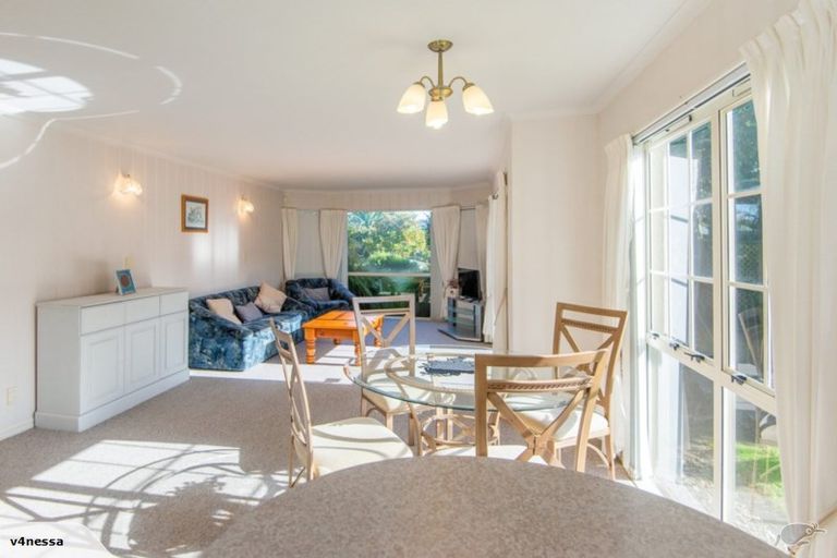 Photo of property in 35 Palm Beach Boulevard, Papamoa Beach, Papamoa, 3118