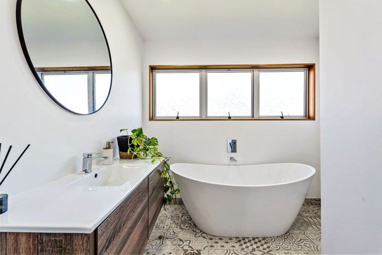 Photo of property in 229 Fairway Drive, Te Kamo, Whangarei, 0112