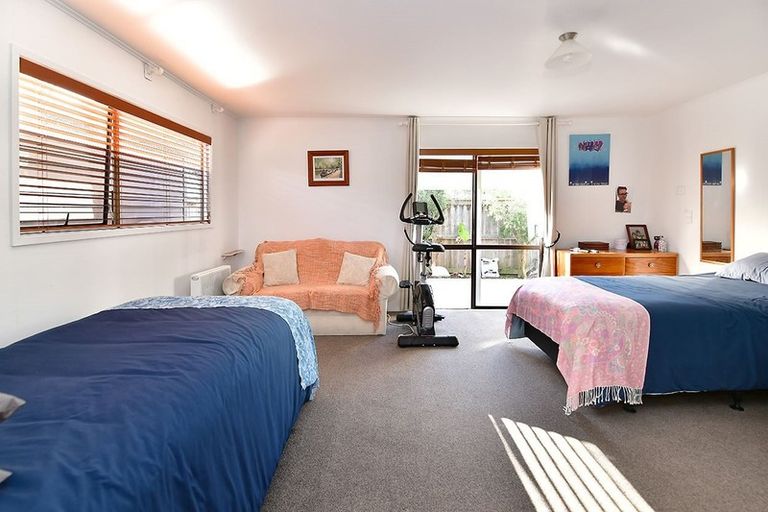 Photo of property in 15 Zealandia Road, Manly, Whangaparaoa, 0930