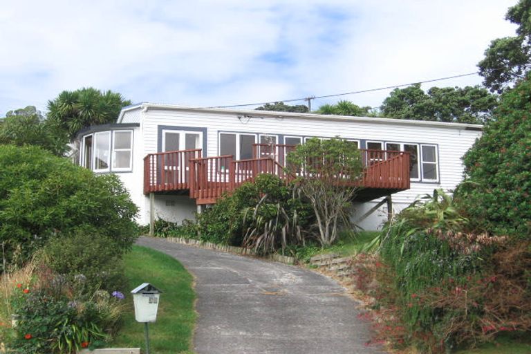 Photo of property in 33 Bankot Crescent, Ngaio, Wellington, 6035