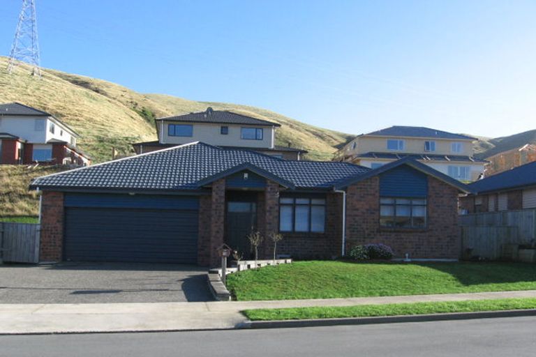 Photo of property in 75 Amesbury Drive, Churton Park, Wellington, 6037