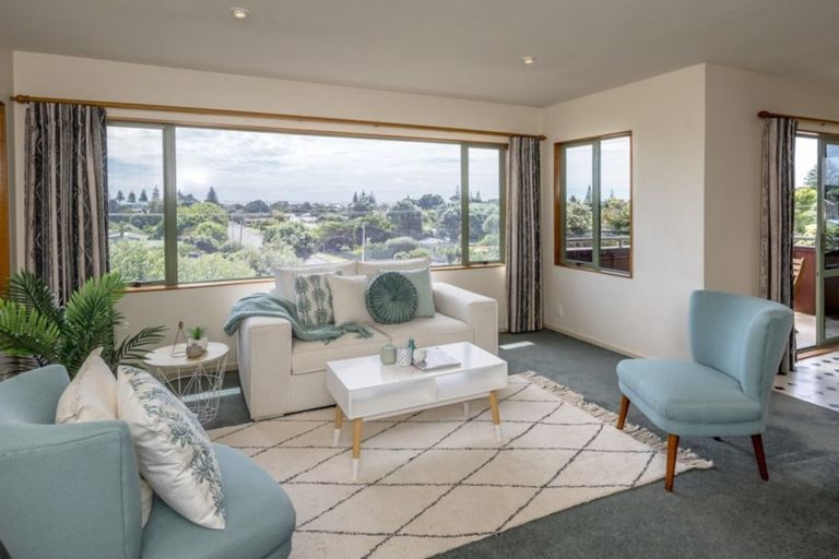 Photo of property in 37 Manuka Street, Otaki Beach, Otaki, 5512