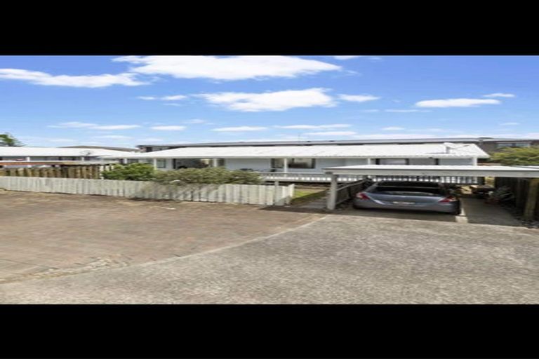 Photo of property in 6/1551 Great North Road, Waterview, Auckland, 1026