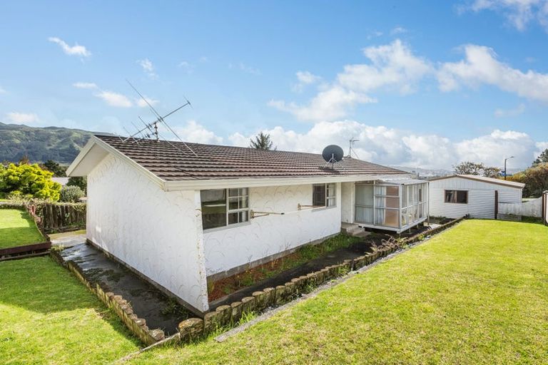 Photo of property in 36 Apple Terrace, Ranui, Porirua, 5024