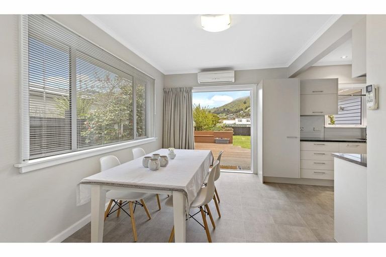 Photo of property in 36 Centaurus Road, Cashmere, Christchurch, 8022