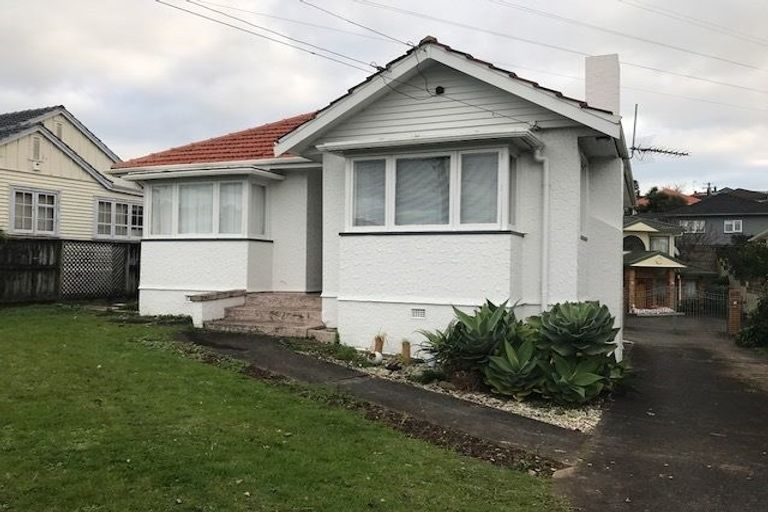 Photo of property in 3 Carlton Street, Hillsborough, Auckland, 1042