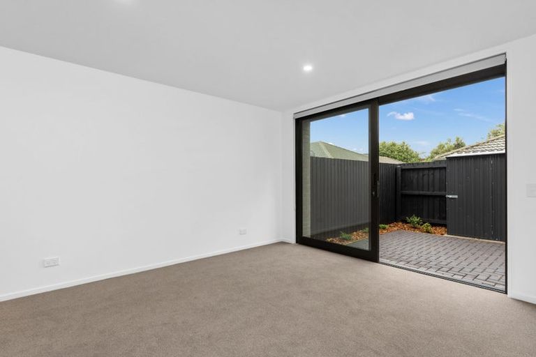 Photo of property in 4/7 Grove Road, Addington, Christchurch, 8024
