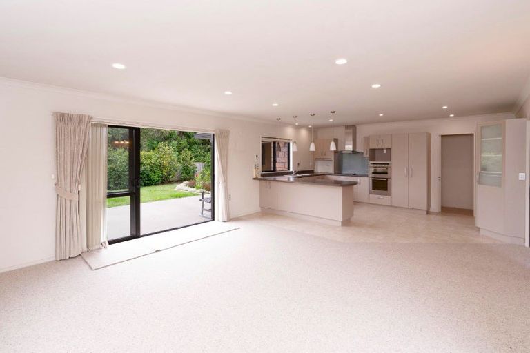 Photo of property in 18 Ludlam Way, Otaki, 5512