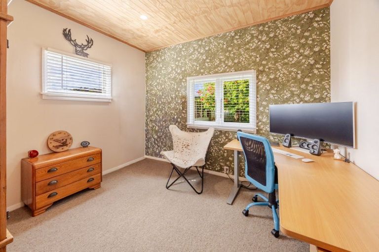 Photo of property in 1/7 Burness Road, Greenmeadows, Napier, 4112