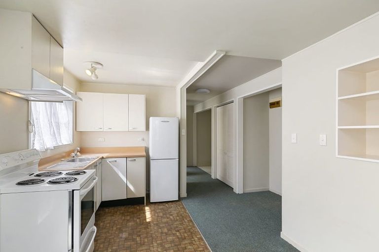 Photo of property in 7 Stephen Street, Johnsonville, Wellington, 6037