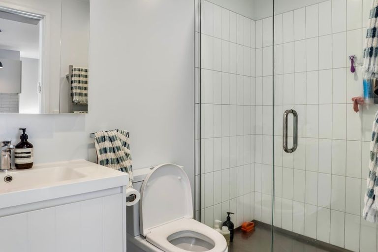 Photo of property in 3/81g Mapou Road, Hobsonville, Auckland, 0616
