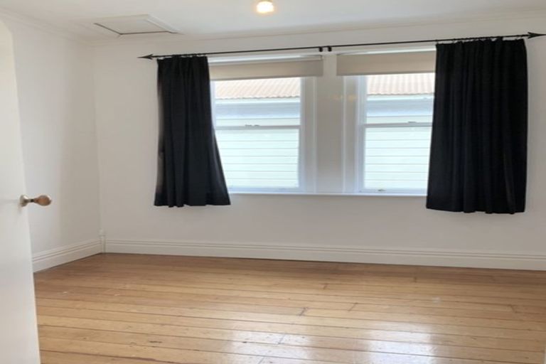 Photo of property in 55 Duncan Terrace, Kilbirnie, Wellington, 6022