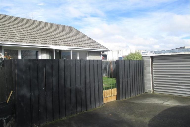 Photo of property in 4/39 Brockworth Place, Riccarton, Christchurch, 8011