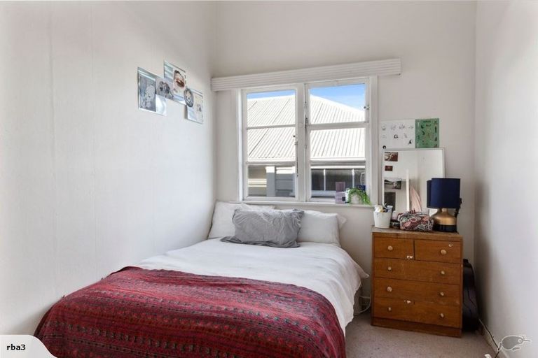 Photo of property in 11 Maarama Crescent, Aro Valley, Wellington, 6021