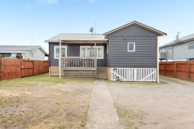 Photo of property in 770 Papamoa Beach Road, Papamoa Beach, Papamoa, 3118