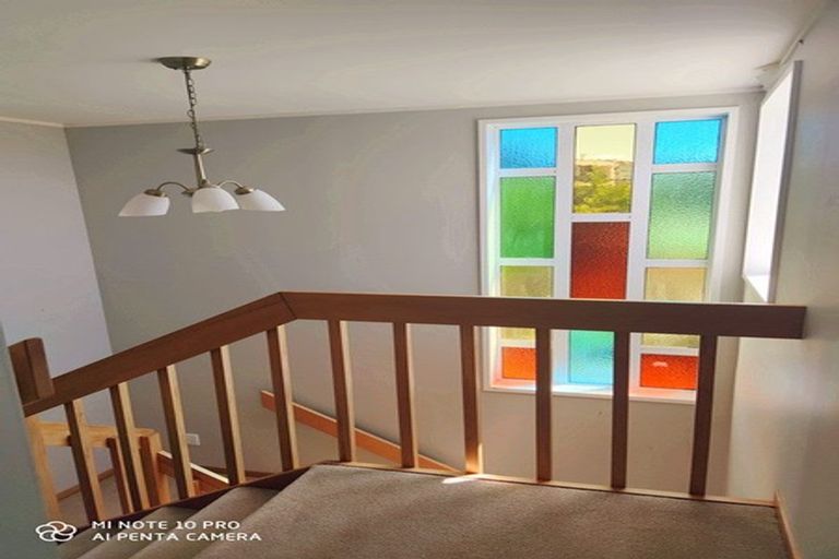 Photo of property in 9 Midway Avenue, Castor Bay, Auckland, 0620