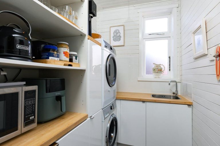 Photo of property in 11 Dillon Street, Blenheim, 7201