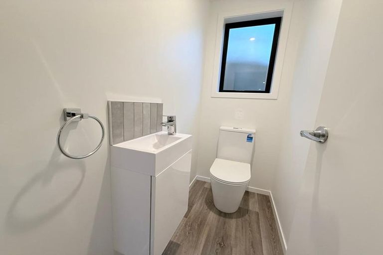 Photo of property in 30c Russell Road, Manurewa, Auckland, 2102