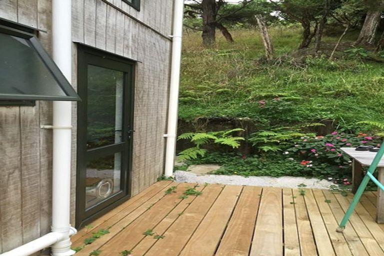 Photo of property in 2 Shirley Road, Parau, Auckland, 0604