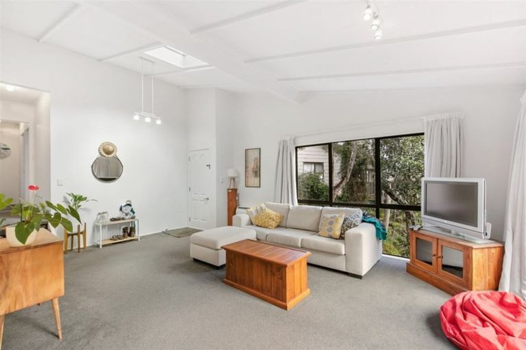 Photo of property in 3/165 Balmain Road, Birkenhead, Auckland, 0626