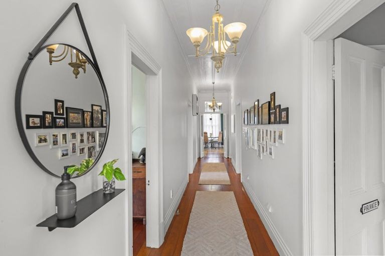 Photo of property in 23 Main Road, Raglan, 3225