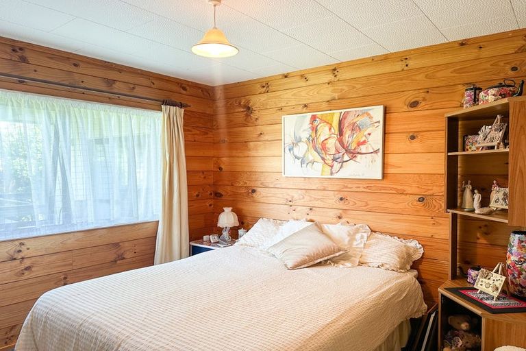 Photo of property in 64 Abel Tasman Drive, Takaka, 7110