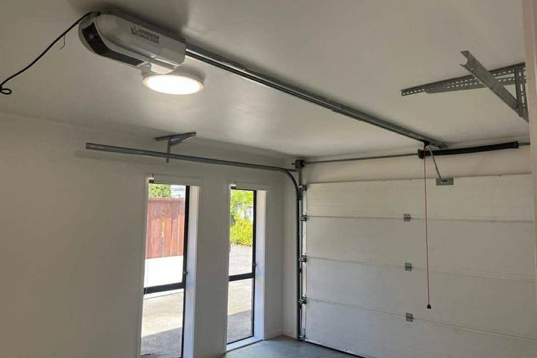 Photo of property in 2/107 Moore Street, Howick, Auckland, 2014